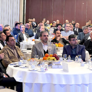 گردهمایی پایان سال نمایندگان چینیکُرد 1403